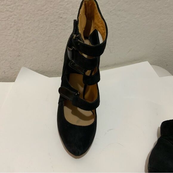 New L.A.M.B Heels Platform Strappy Buckles Suede Black Gwen Stefani New - Picture 3 of 15